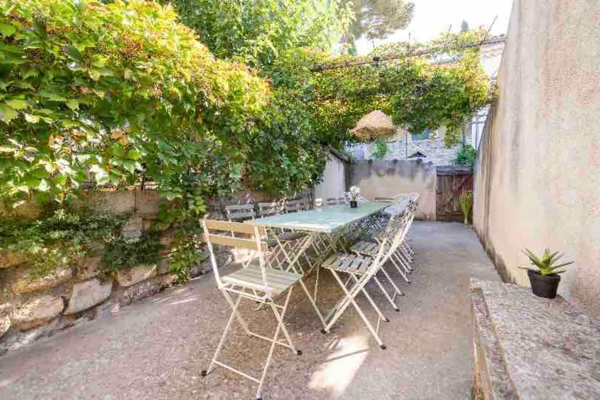 Maison Cosy Lodge 15 P Clim Wifi Cour Garage Montfrin Eksteriør billede